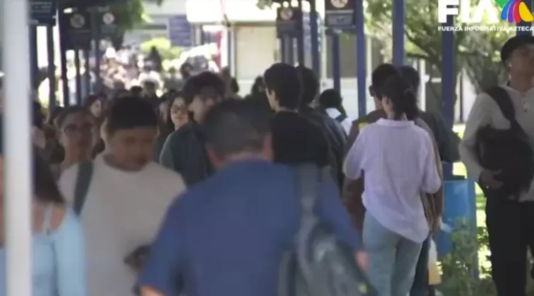 Estudiantes de la UAM en las instalaciones univesitarias