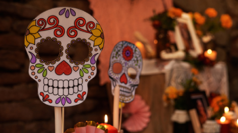 ¿Cuánto tiempo tiene que pasar para poner una ofrenda a un difunto?