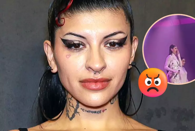 VIDEO: Cazzu es abucheada tras burlarse de la derrota de México ante Argentina.