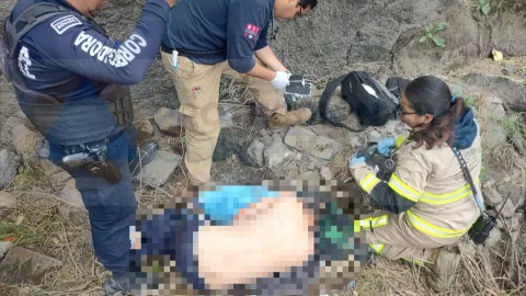 Hombre cae a barranco en Arroyo Hondo en Corregidora