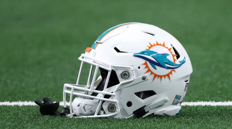 Casco de los Miami Dolphins de la NFL