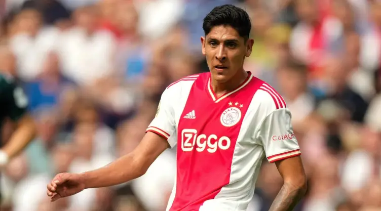 Edson Álvarez jugó los 90 minutos en el Ajax vs Groningen