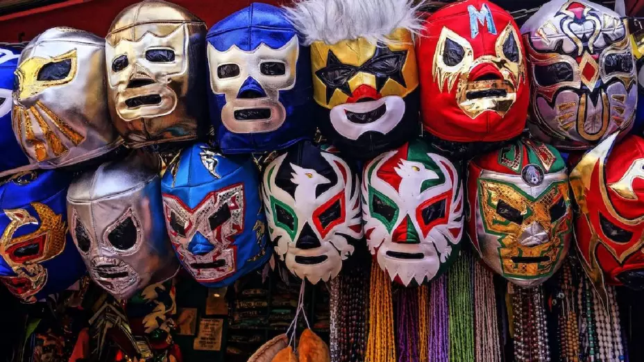 Lucha Libre Mexicana_ El deporte que ha cautivado a México y el mundo.jpg
