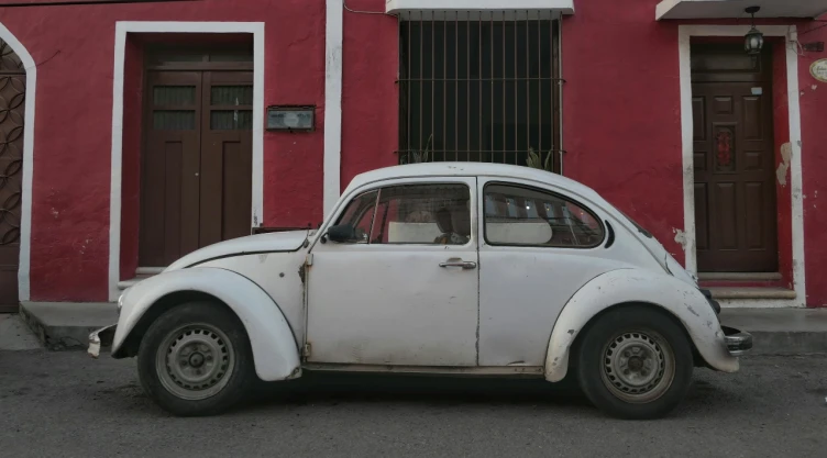 A estos autos les toca cambiar sus placas en Jalisco.