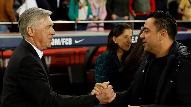 Carlo Ancelotti y Xavi Hernández