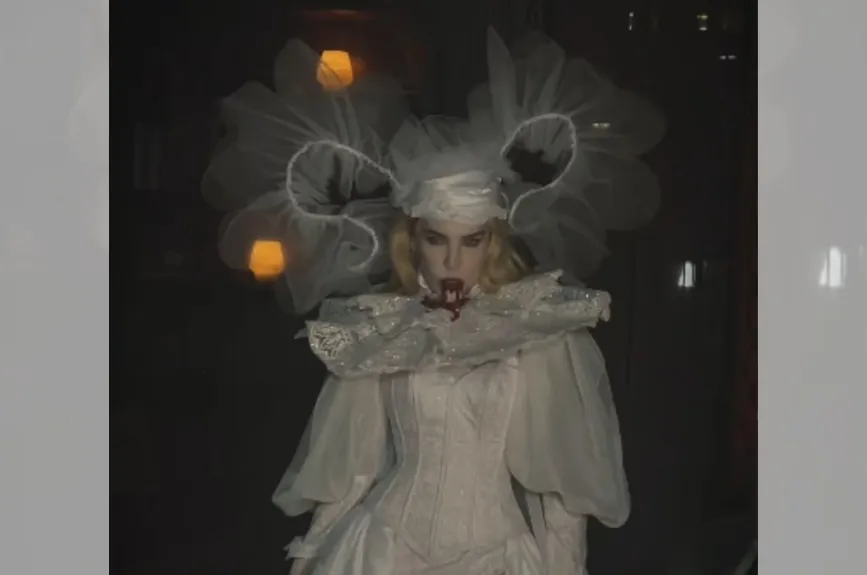 Belinda Halloween (3).jpg
