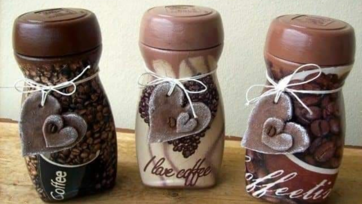 Qué hacer con los envases de café, son un tesoro: cómo reutilizarlas para organizar la cocina