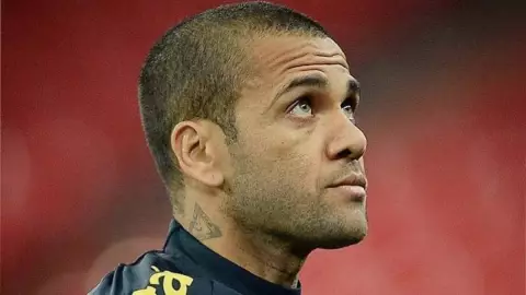 Dani Alves.