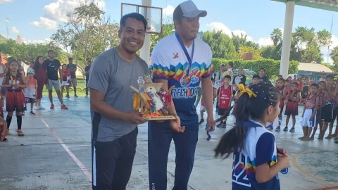 asesinan-a-rigoberto-martínez-entrenador-de-básquetbol-niños-triquis-de-oaxaca-cuerpo