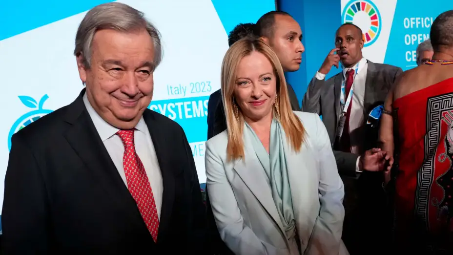 Antonio Guterres, secretario general de la ONU con la premier italiana, Giorgia Meloni