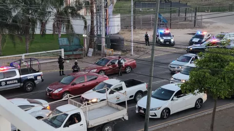 Atacan a balazos a un policía sobre el Pedro Infante, en Culiacán