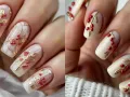 No importa cómo sean tus uñas: estos diseños de Navidad harán lucir tus manos como nunca.