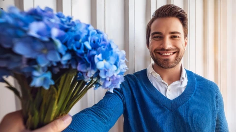 Día del novio flores azules 3 de octubre