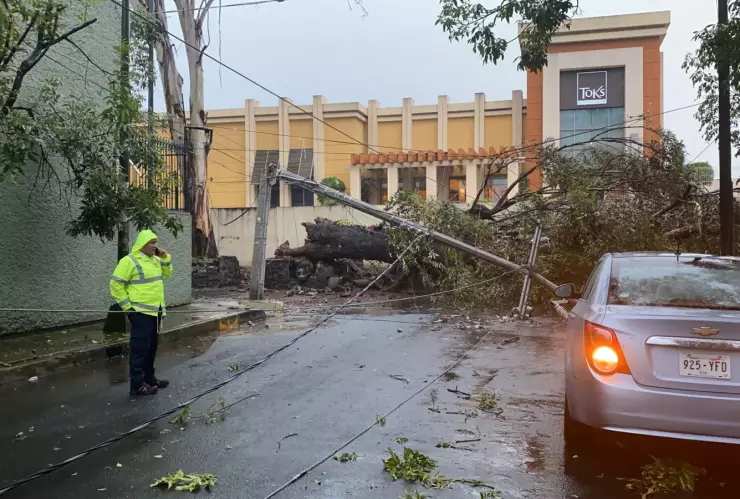 Activan alerta naranja en Coyoacán e Iztapalapa por fuertes lluvias