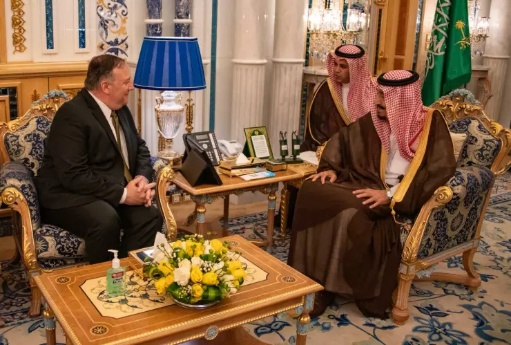 Pompeo viaja a Arabia Saudí y a Emiratos por crisis con Irán