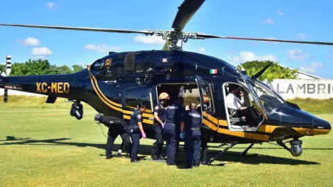 Sujeto es trasladado a hospital tras fuerte accidente vial en Muna