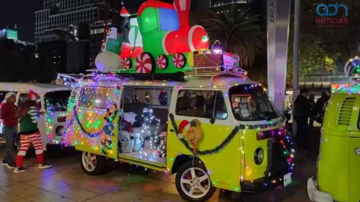Caravana Navideña de Combis en CDMX