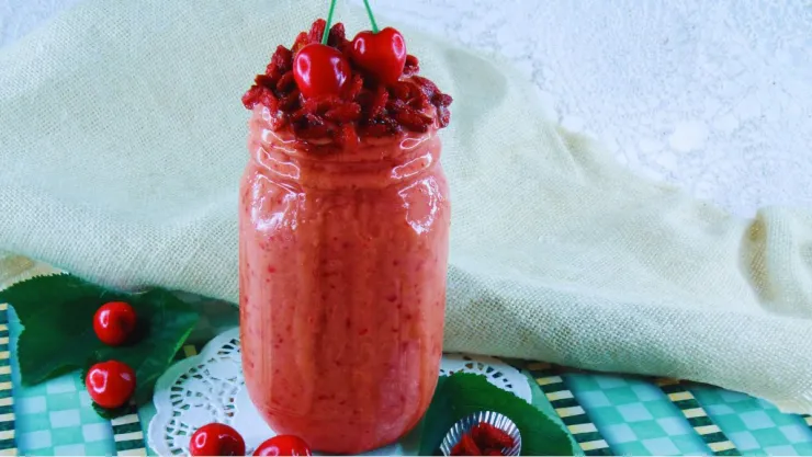 Solo 3 ingredientes: así se prepara el batido de cereza más delicioso del verano