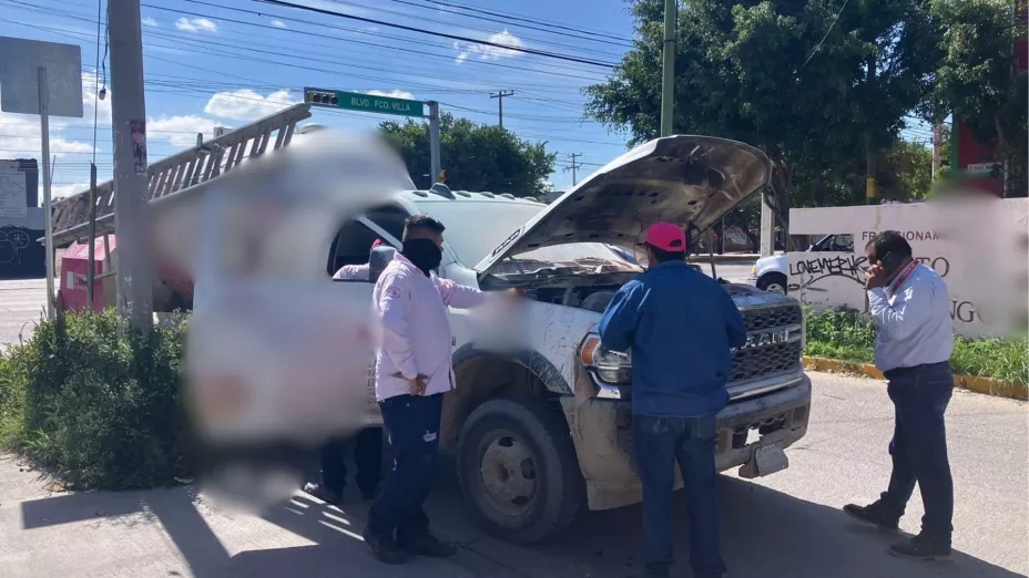 Pipa de gas en bulevar Francisco Villa