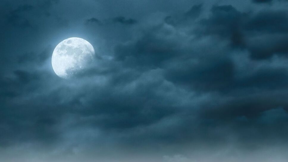 Ciclo de la luna, hombres, sueño b.jpg