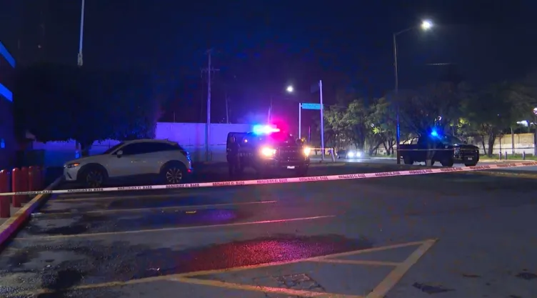 Balacera en plaza de avenida Patria deja un herido y un muerto en Guadalajara
