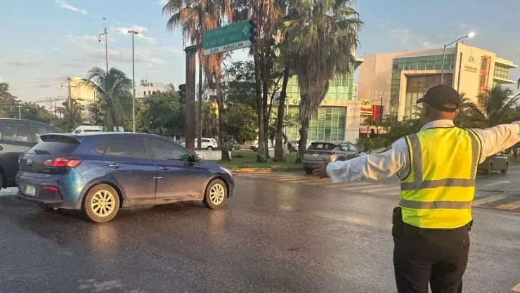 Tráfico Cancún hoy 26 de septiembre_ Cierres de calles por remodelación.jpg