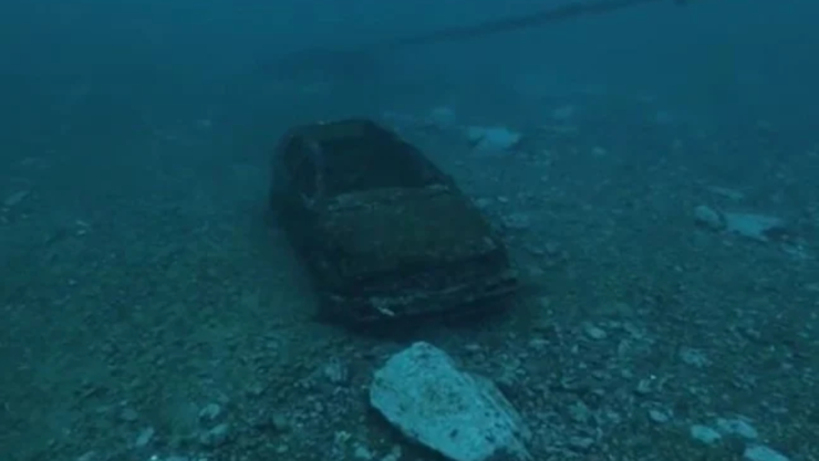 auto-desaparecido-tsunami.jpg
