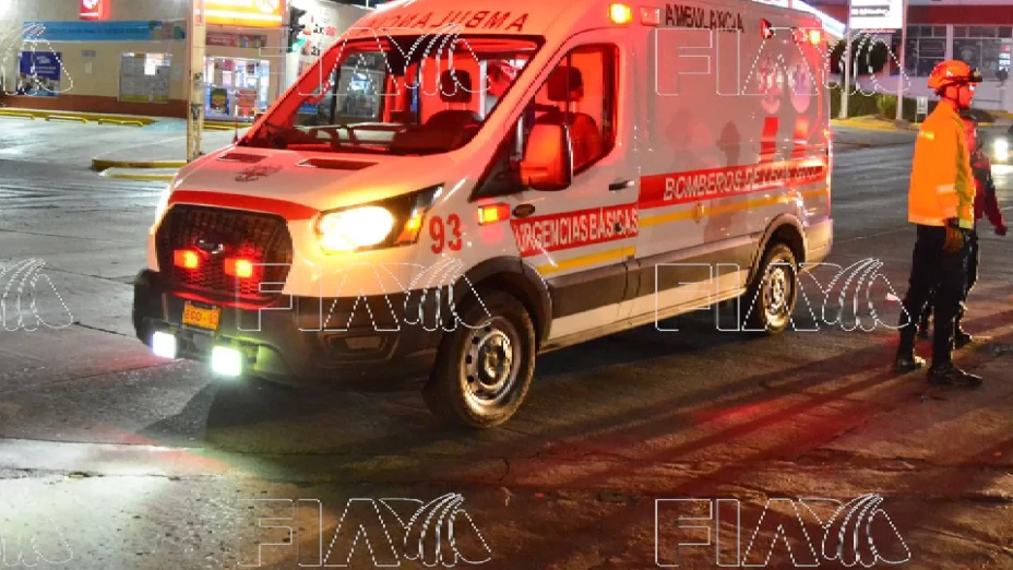 Accidente bulevar Insurgentes y Avenida León