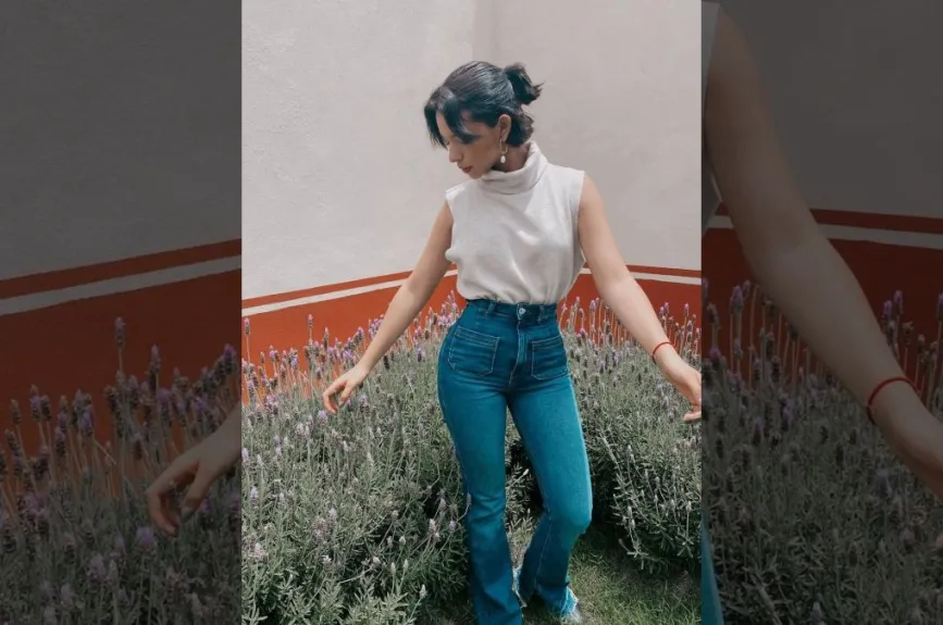 Ángela Aguilar cabello recogido.jpg