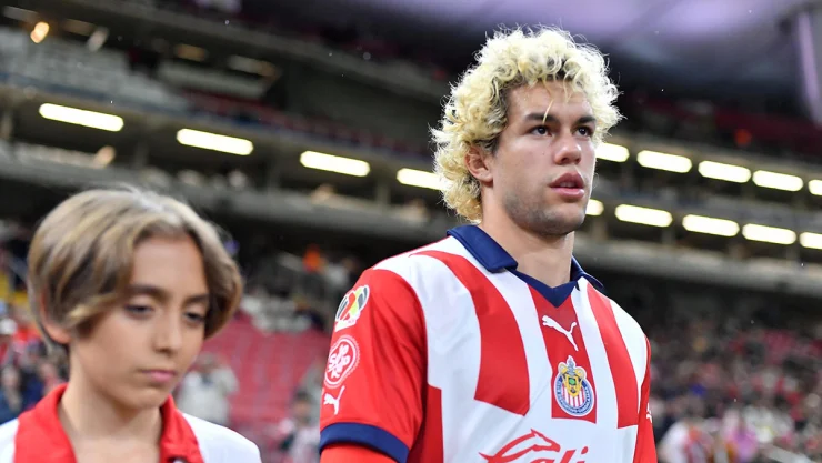 Cade Cowell con las Chivas