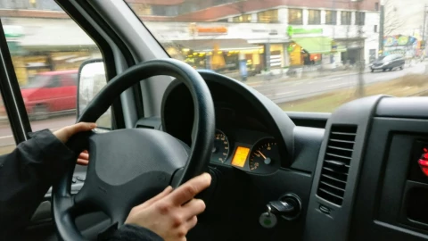 Conductor-atropella-a-policía-y-se-da-a-la-fuga-en-Iztapalapa-pero-lo-logran-detener