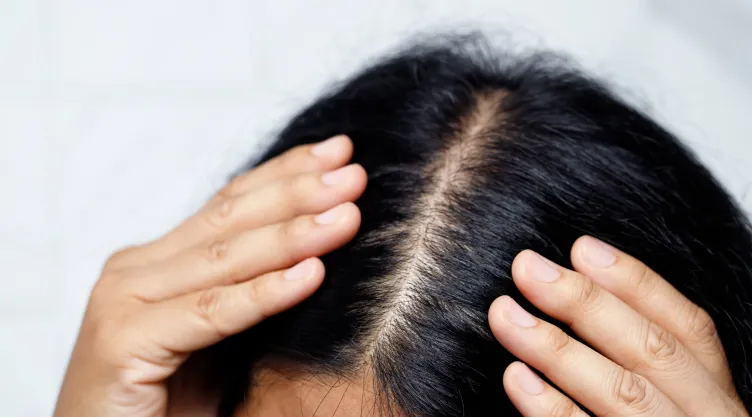 Este es el hábito que frena la caída del cabello: ¡Hazlo 3 veces a la semana!