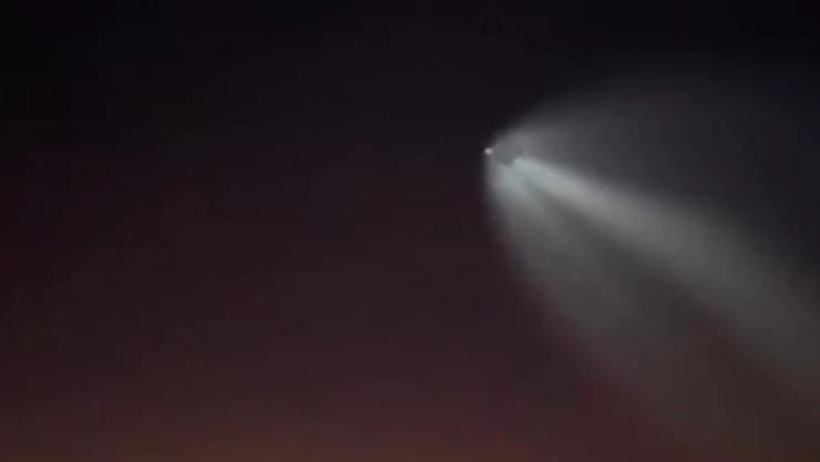 VIDEO - Avistan extrañas luces volando en el cielo de Guadalajara