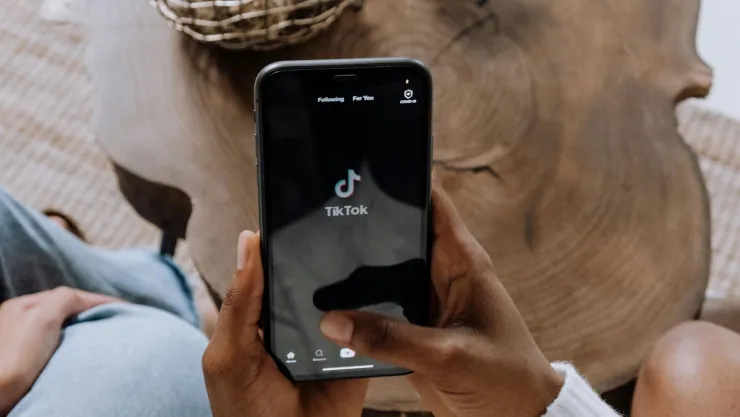 ¿Cómo utilizar TikTok sin conectarte al Wi-Fi o datos de internet?