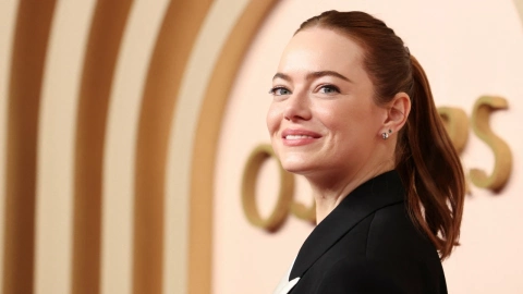 emma-stone-oscar-2024