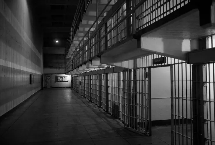 Por abuso contra una menor de edad que resultó ser su hija, sentencian a hombre en Yucatán