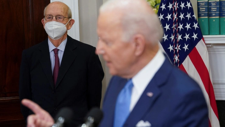 Biden nominará afroamericana a la Corte Suprema de Estados Unidos