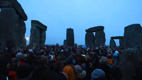 ¿Cuándo es el Solsticio de Invierno y por qué la noche es más larga_.jpg