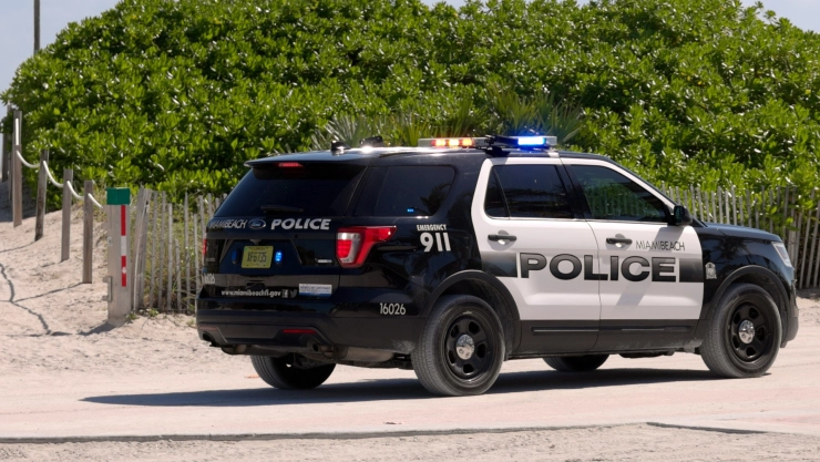 Operativo policial en Miami Beach.