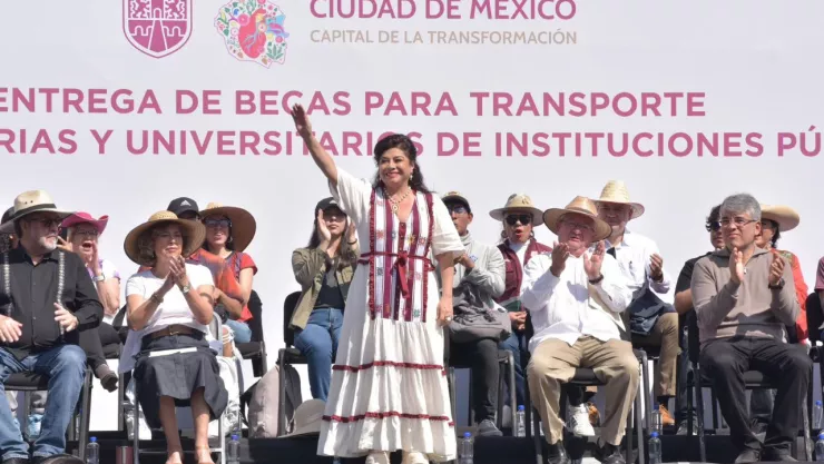 Clara Brugada presenta los nuevos programas sociales en la Ciudad de México