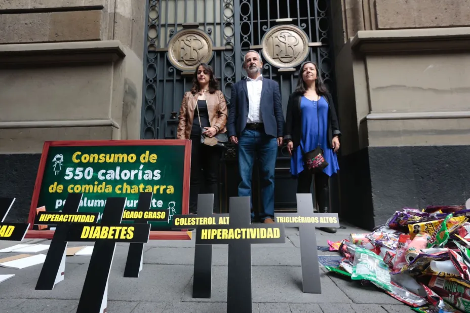 Protesta comida chatarra poder del consumidor.jpg