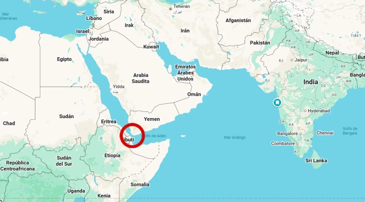 Irán amenaza cerrar el estrecho Bab al-Mandeb