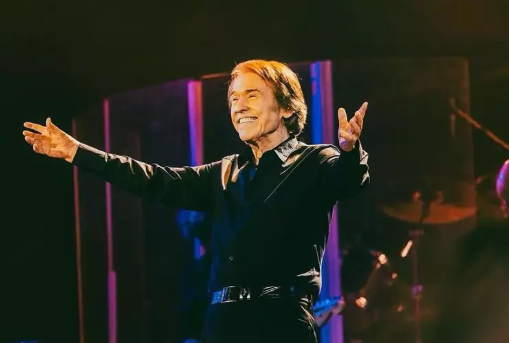 ‘Yo soy aquel’ que sigue fuerte: Raphael permanece estable tras susto de salud