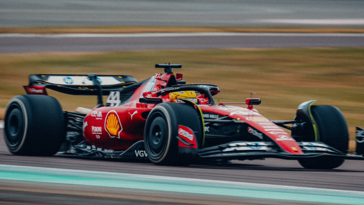 Lewis Hamilton en el Ferrari
