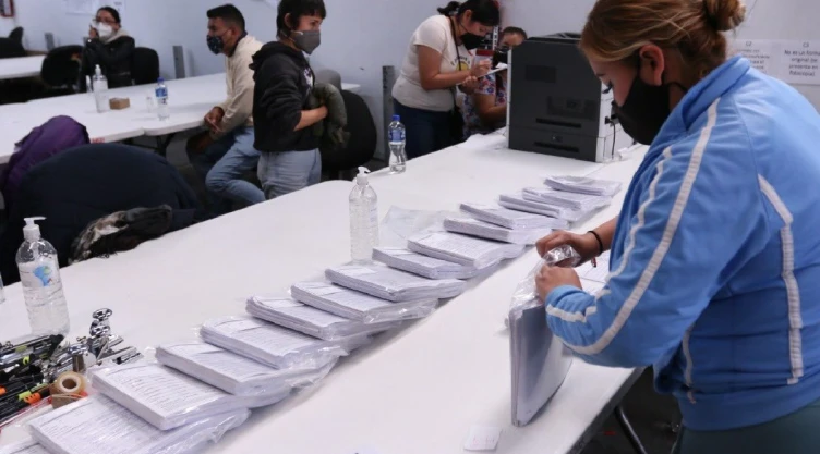 revocación de mandato INE firmas
