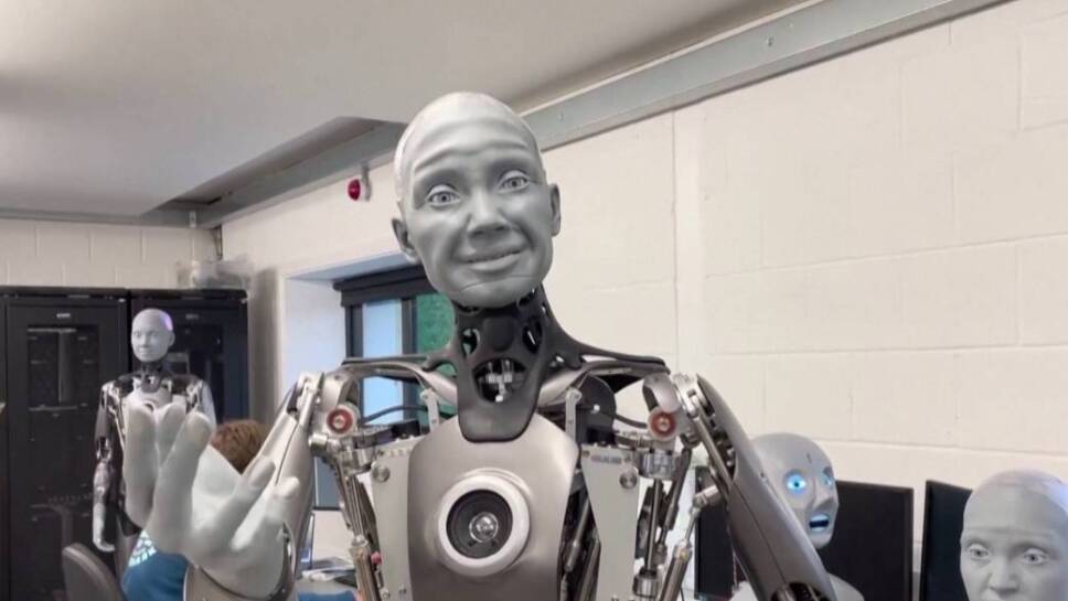 Robot, emociones, Ameca 2.jpg