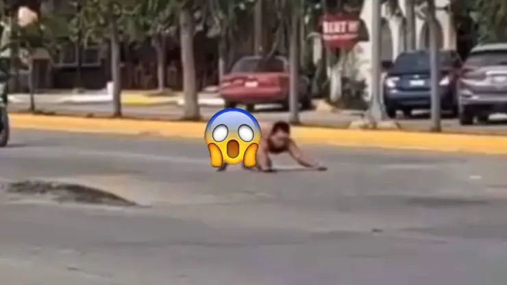 Captan hombre gateando en calle en Tulum SIN ROPA; VIDEO