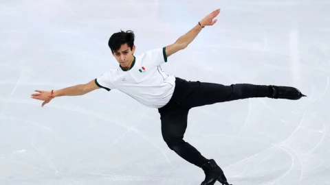 DONOVAN CARRILLO.png