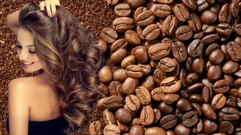 El café puede ayudar a mejorar la nutrición del cabello, aporta brillo y estimula el crecimiento.