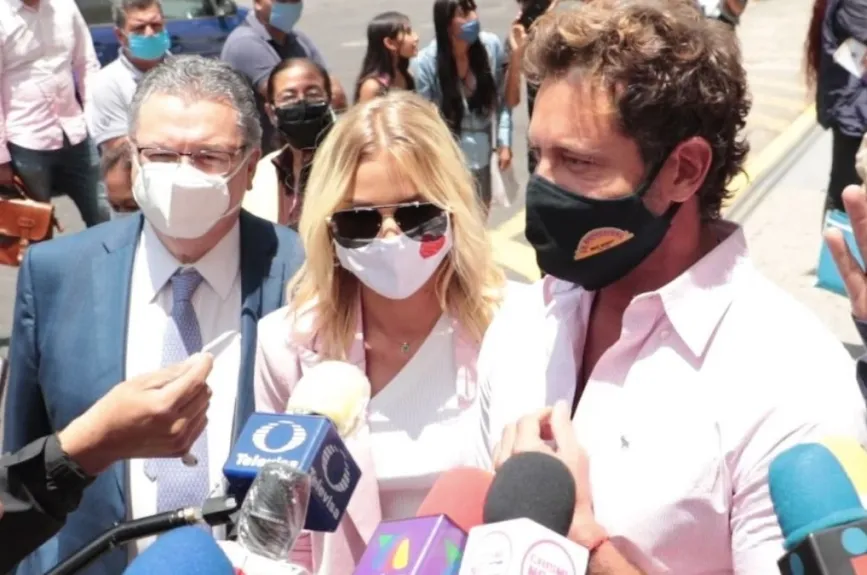 Gabriel Soto e Irina Baeva.jpg